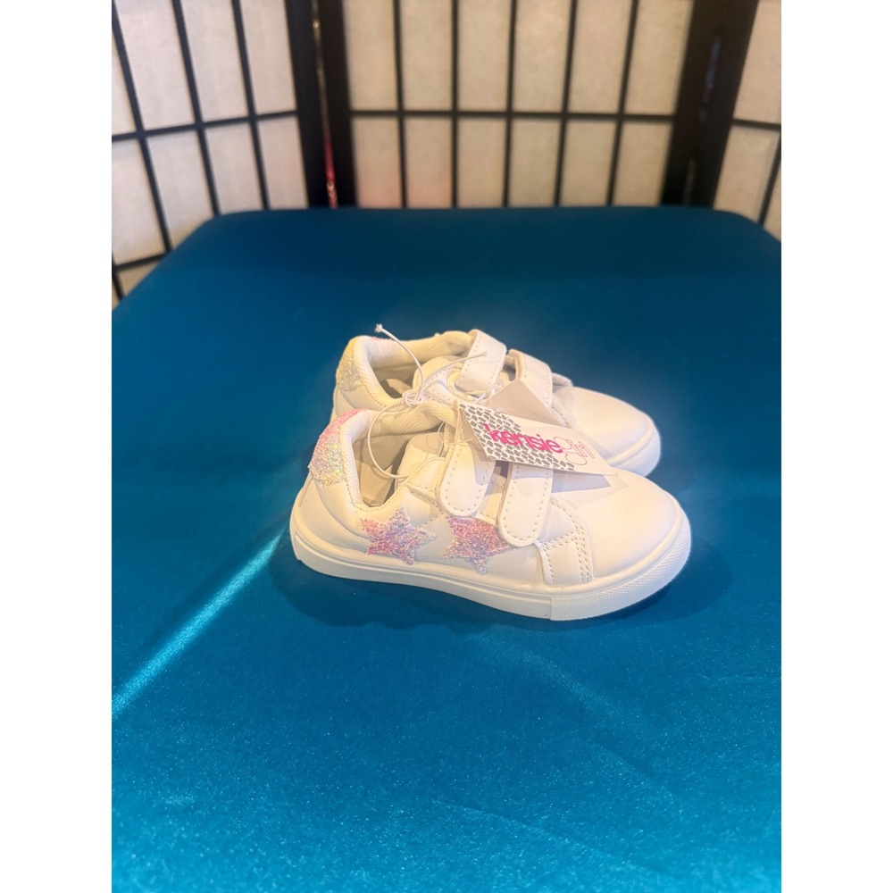 NWT Girls White Glitter Star Sneakers Velcro Strap Kids Shoes Size 7